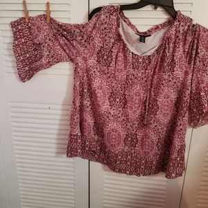 Open shoulder XL Top